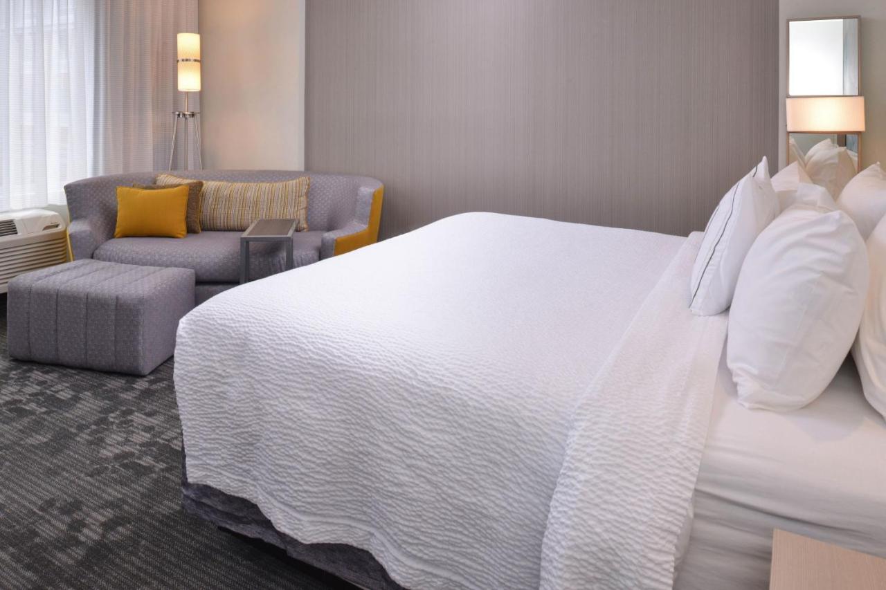 Courtyard By Marriott Boston Littleton Ξενοδοχείο Εξωτερικό φωτογραφία