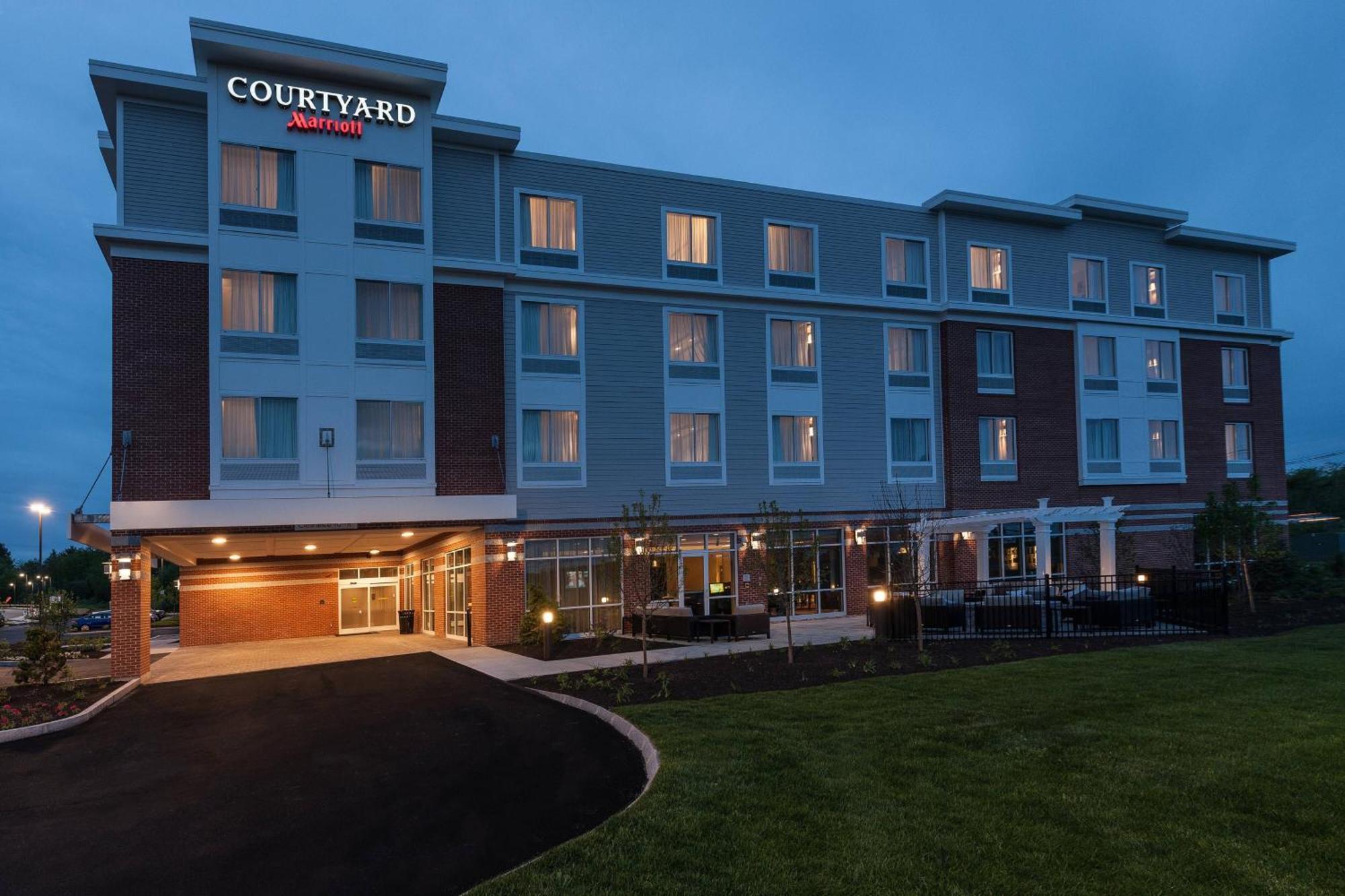 Courtyard By Marriott Boston Littleton Ξενοδοχείο Εξωτερικό φωτογραφία