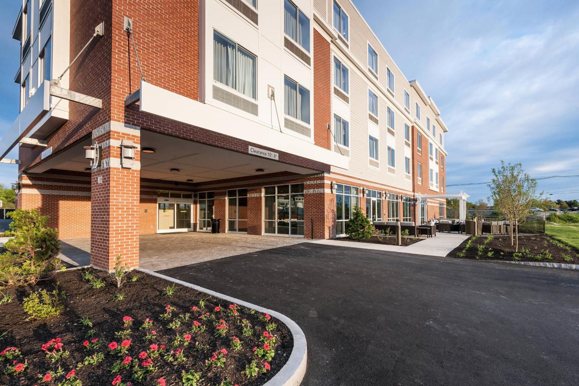 Courtyard By Marriott Boston Littleton Ξενοδοχείο Εξωτερικό φωτογραφία